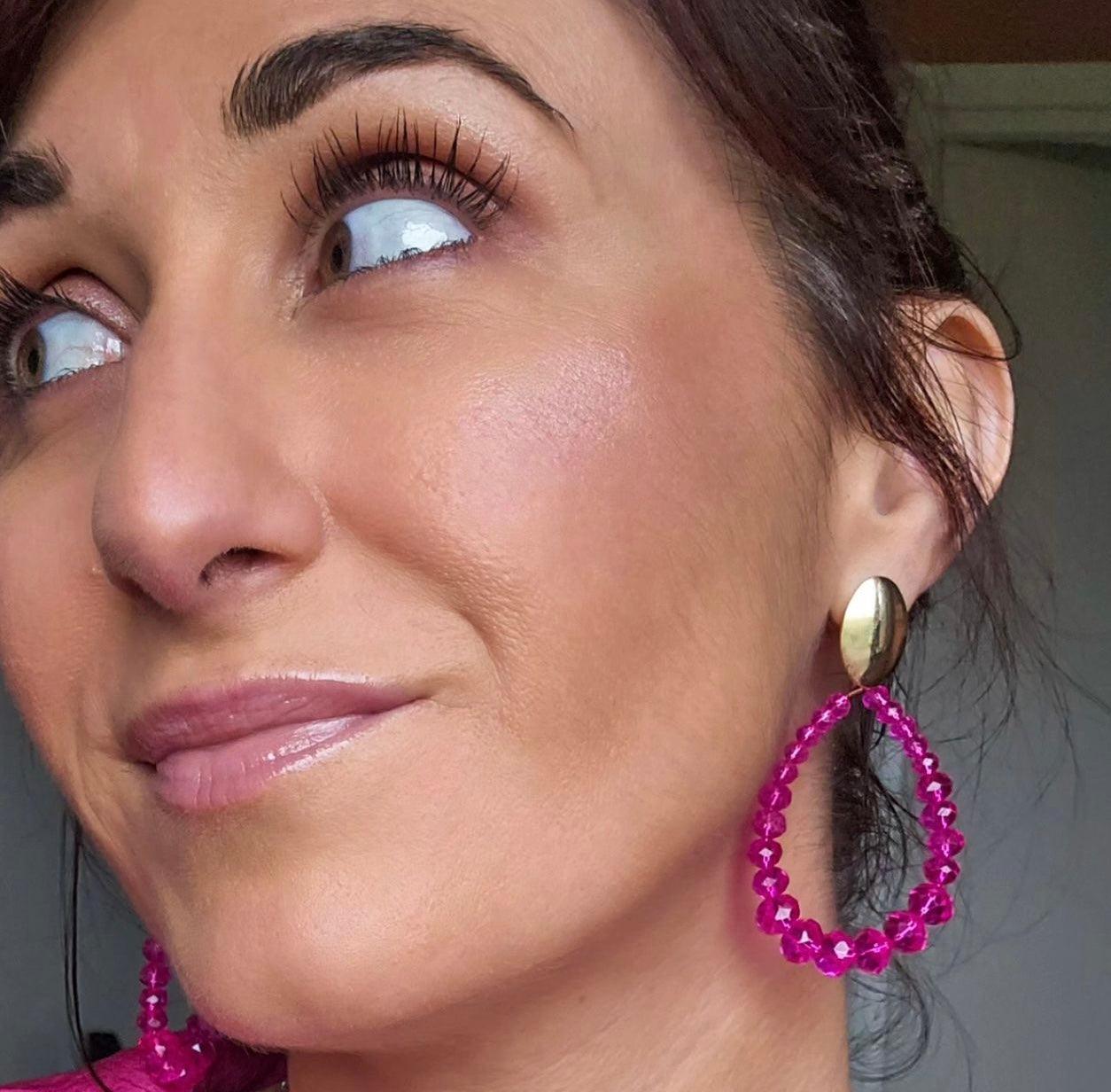 Boucles d’oreilles LIZENI perles rose fluo - Créations Uniques