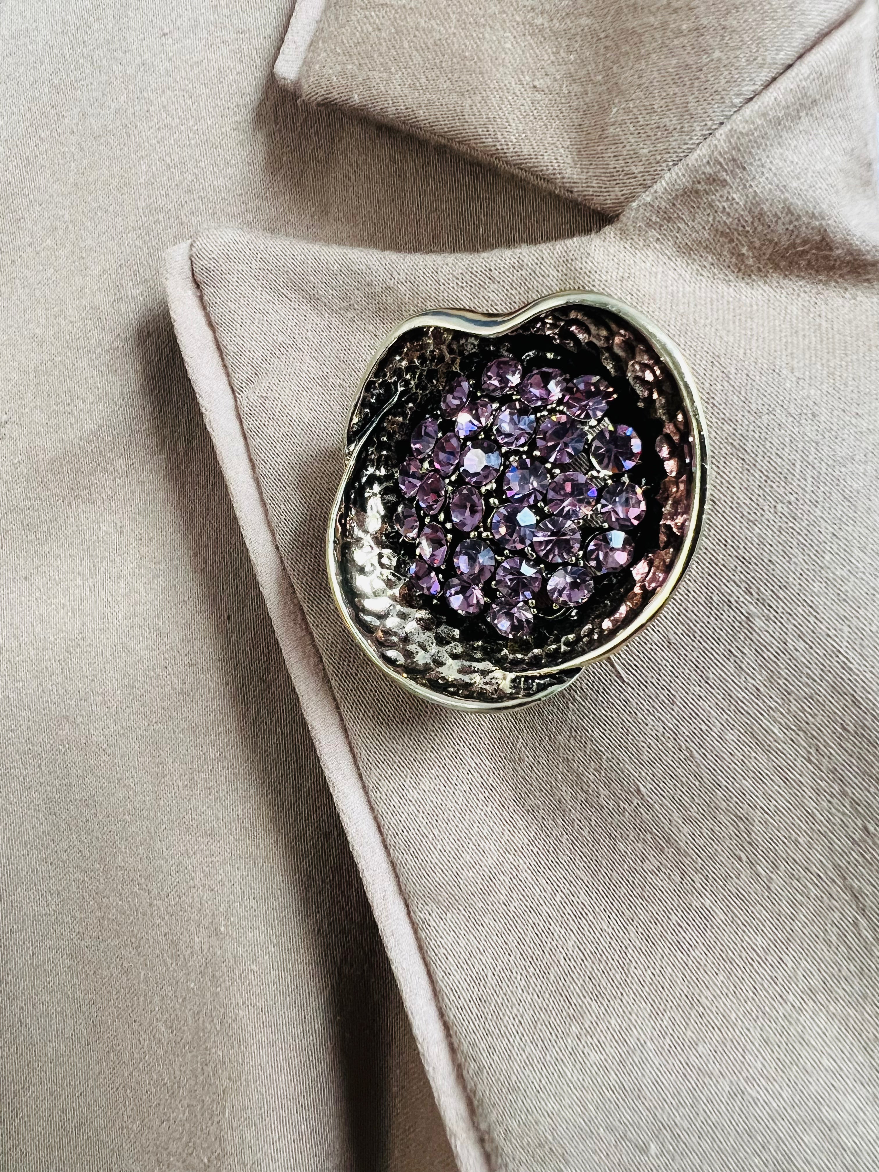 Broche BETTINA style classique strass rose - Créations Uniques