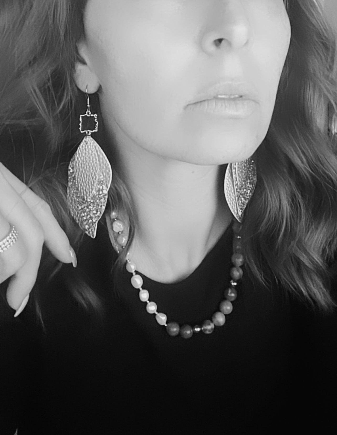 Boucles d’oreilles SOLANGE paillettes dorées - Créations Uniques - Créations Uniques