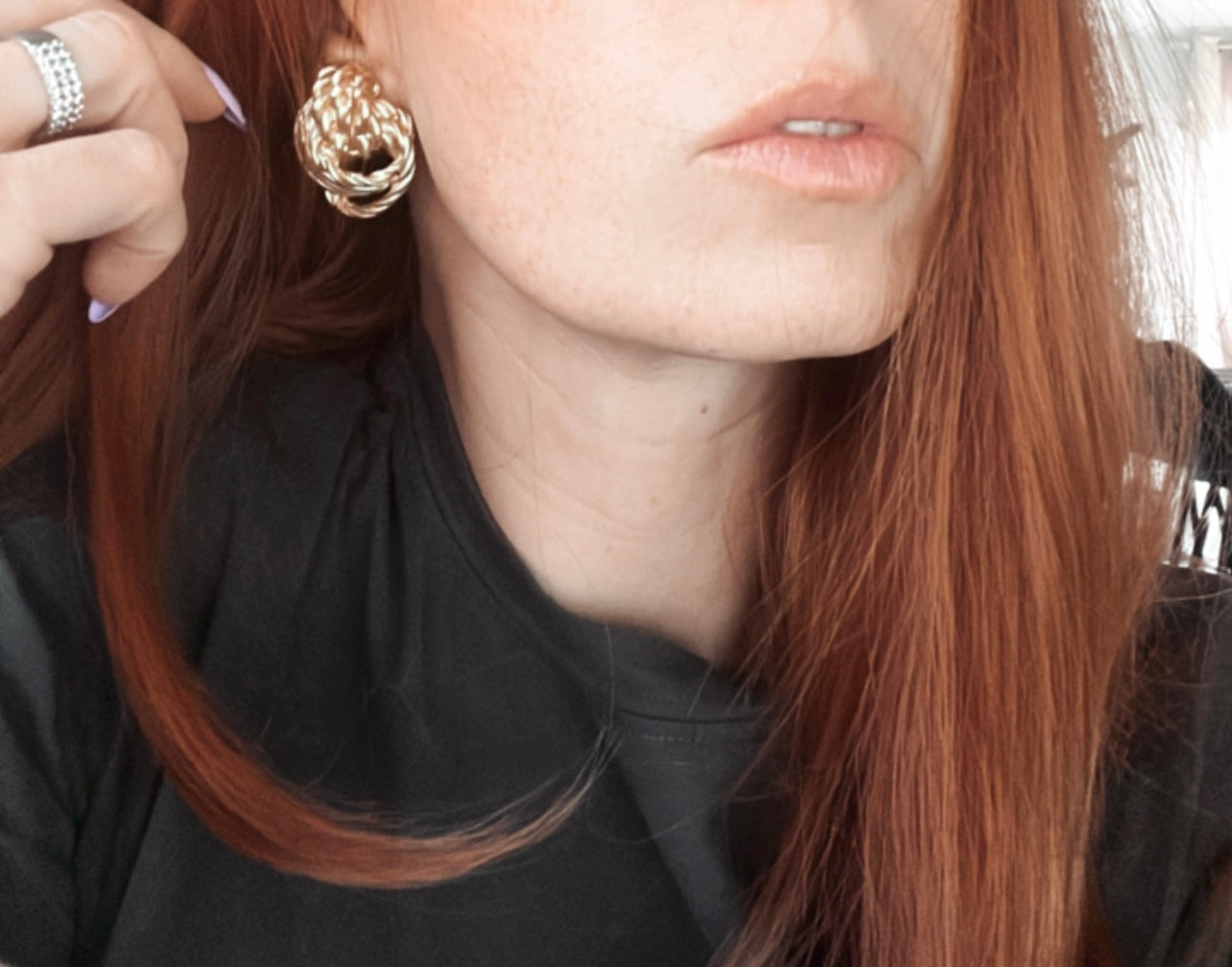 E63126 Boucles d'oreilles clips noeud - Karine Sultan - Créations Uniques