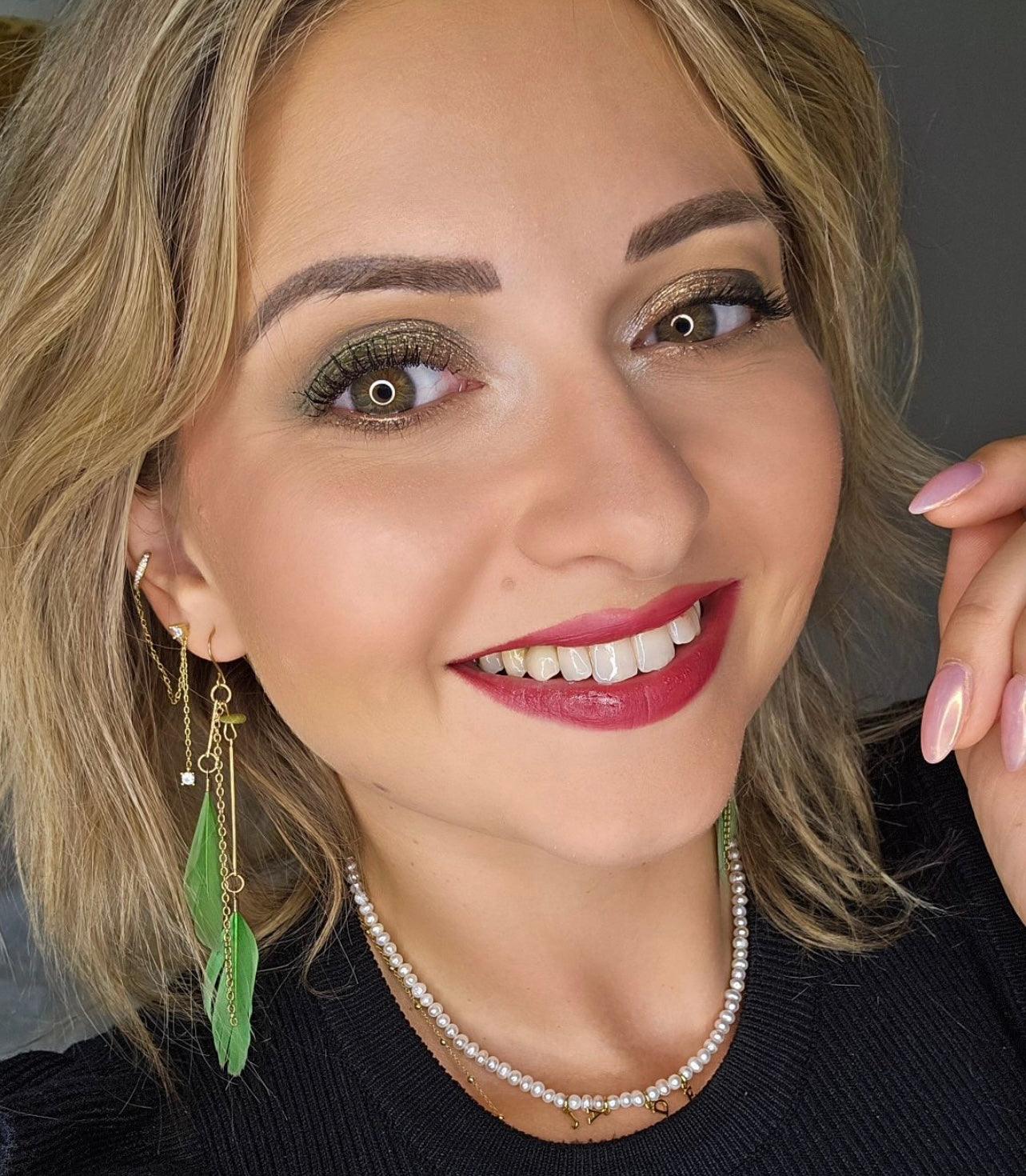 Boucles d’oreilles ANAÏS longues plumes vertes - Créations Uniques - Créations Uniques