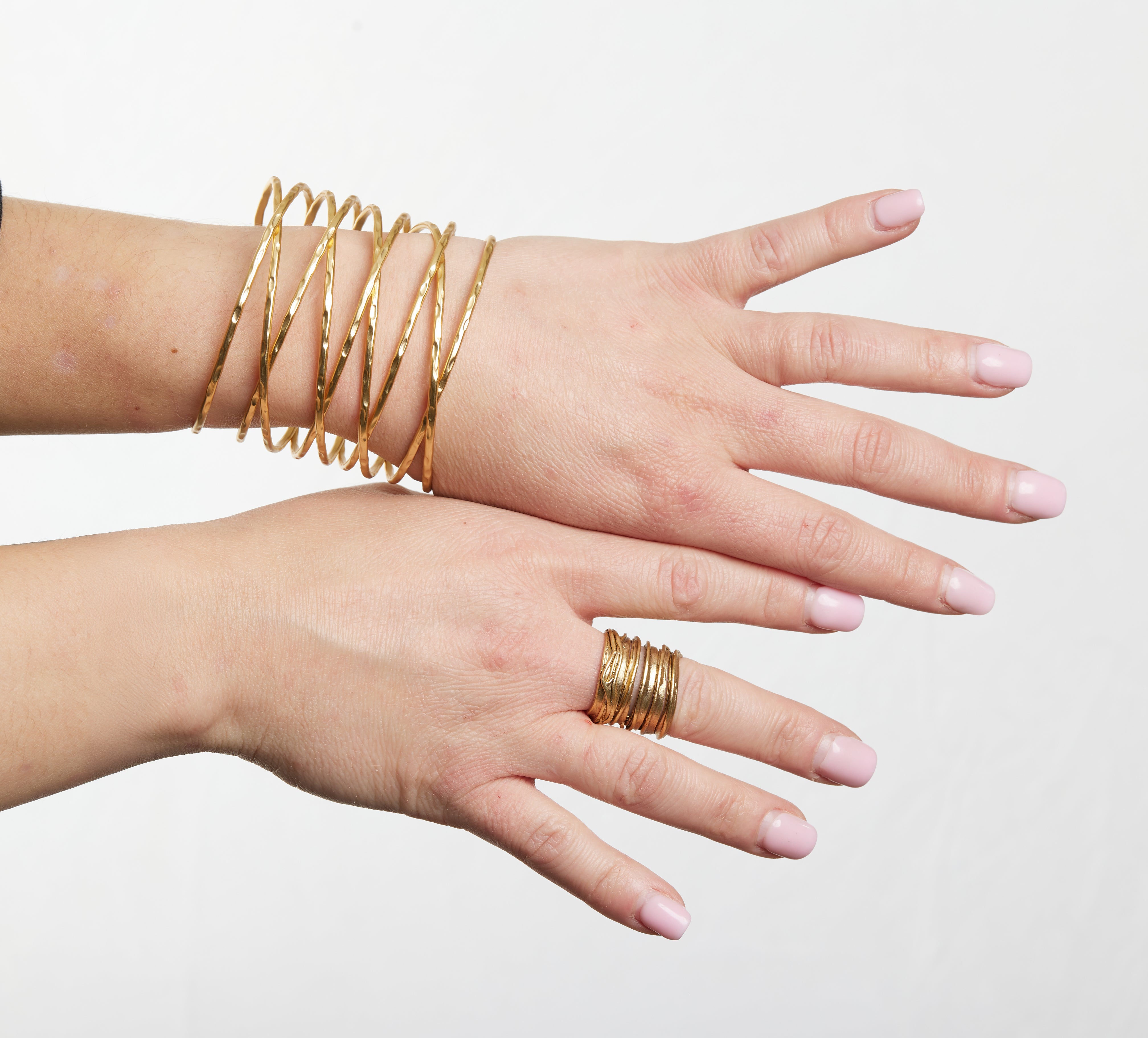 B61047 Bracelet Manchette Fil - Karine Sultan - Créations Uniques