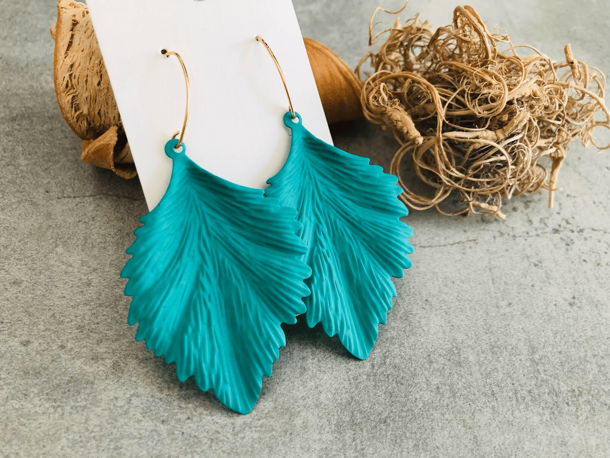 Boucles d’oreilles ANGÉLIQUE feuilles turquoises - Créations Uniques - Créations Uniques