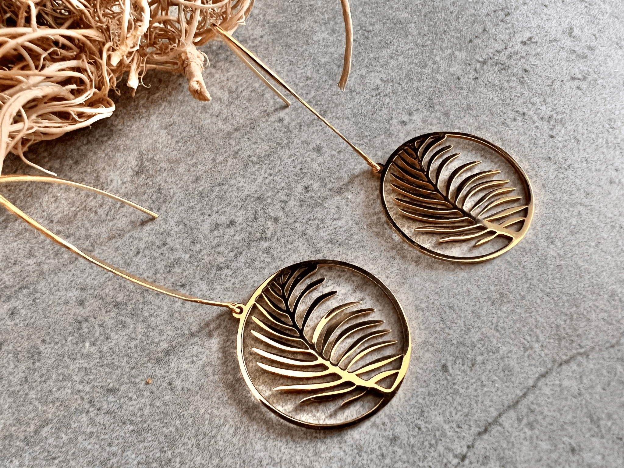 Boucles d’oreilles TABATHA feuilles dorées - Créations Uniques - Créations Uniques