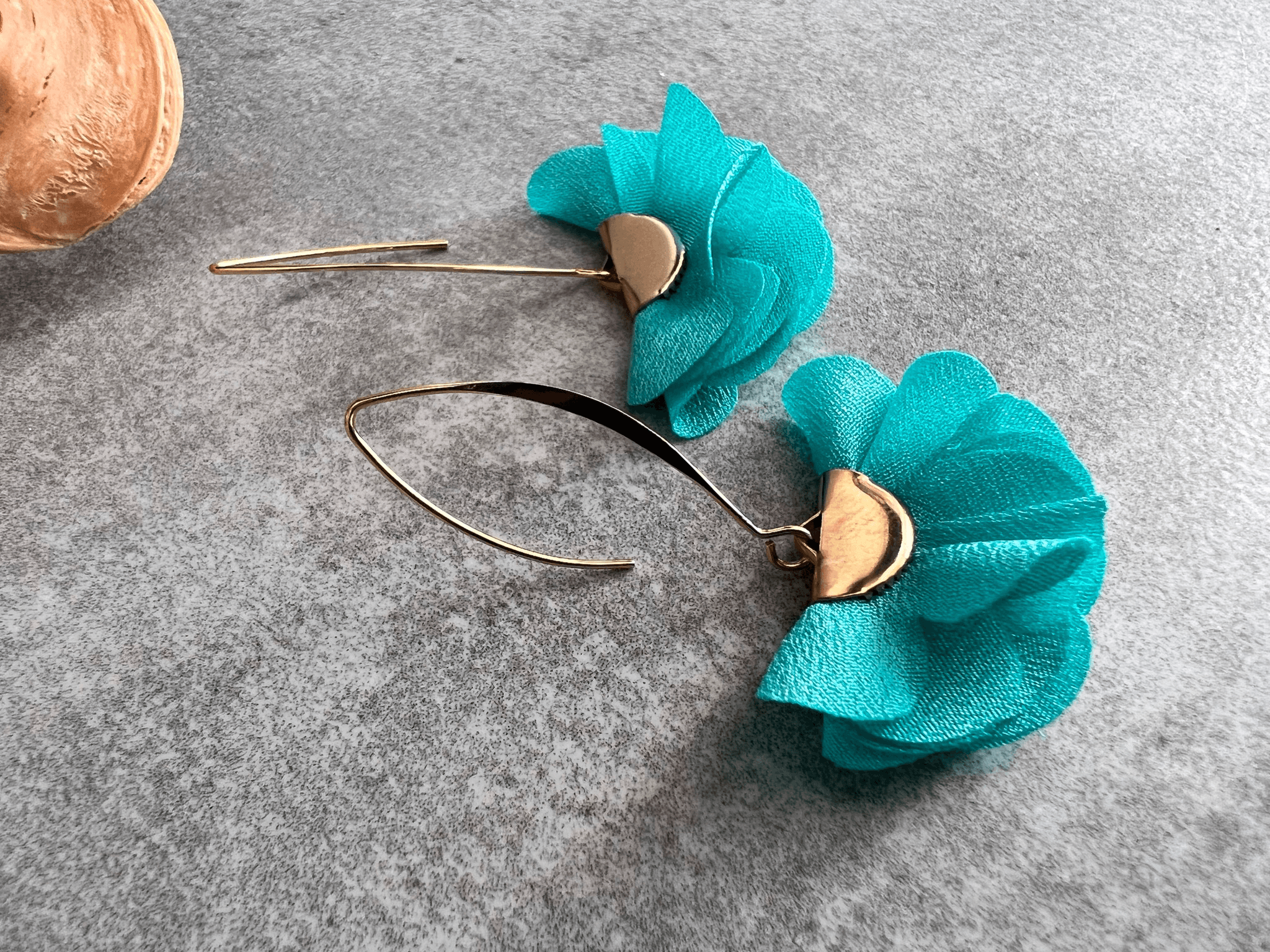 Boucles d’oreilles EDIE pampilles tissu vertes - Créations Uniques - Créations Uniques