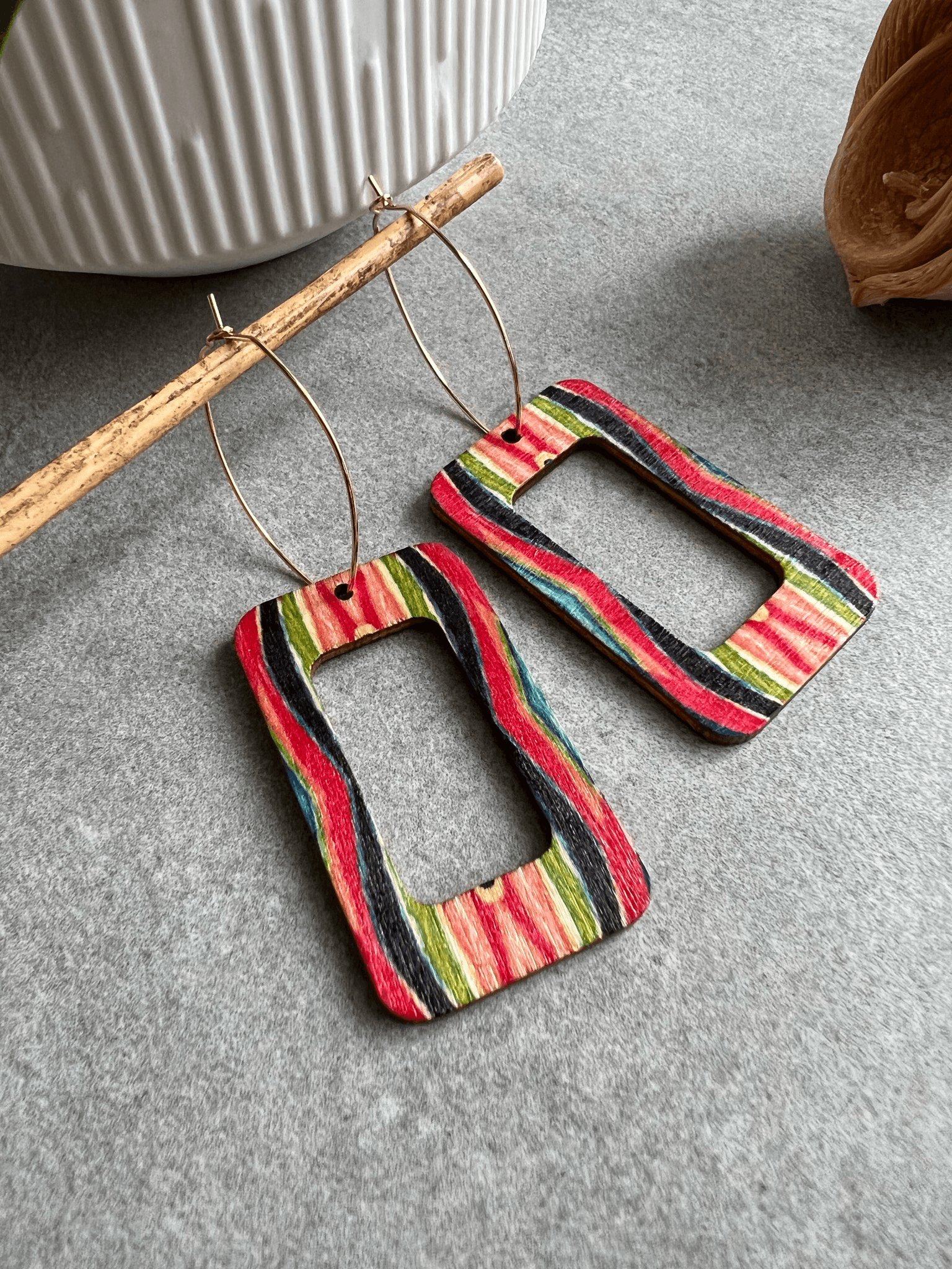 Boucles d’oreilles HARRIET rectangles bois bohème - Créations Uniques