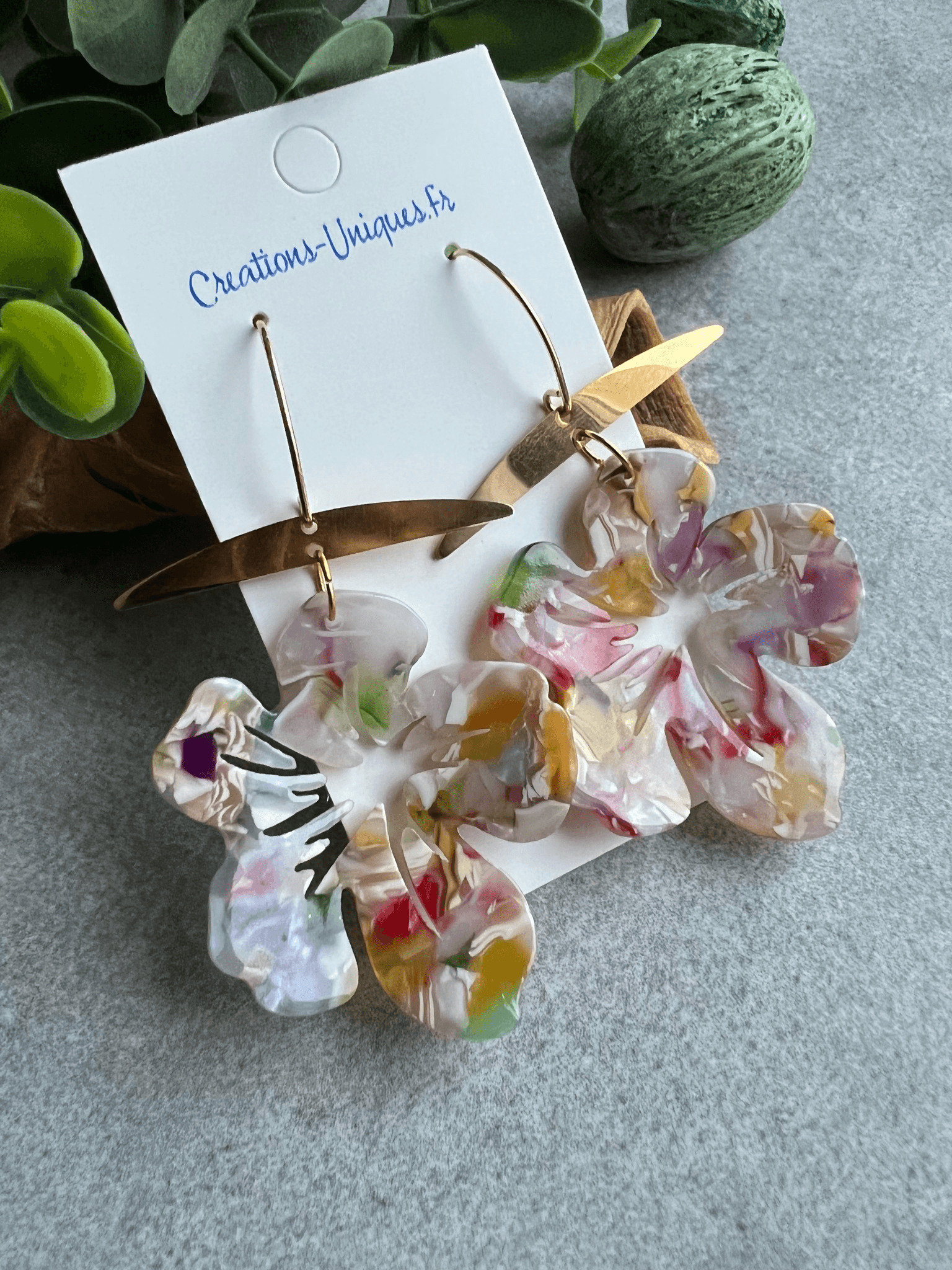 Boucles d’oreilles ABYGAELLE fleurs résine multicolores - Créations Uniques - Créations Uniques