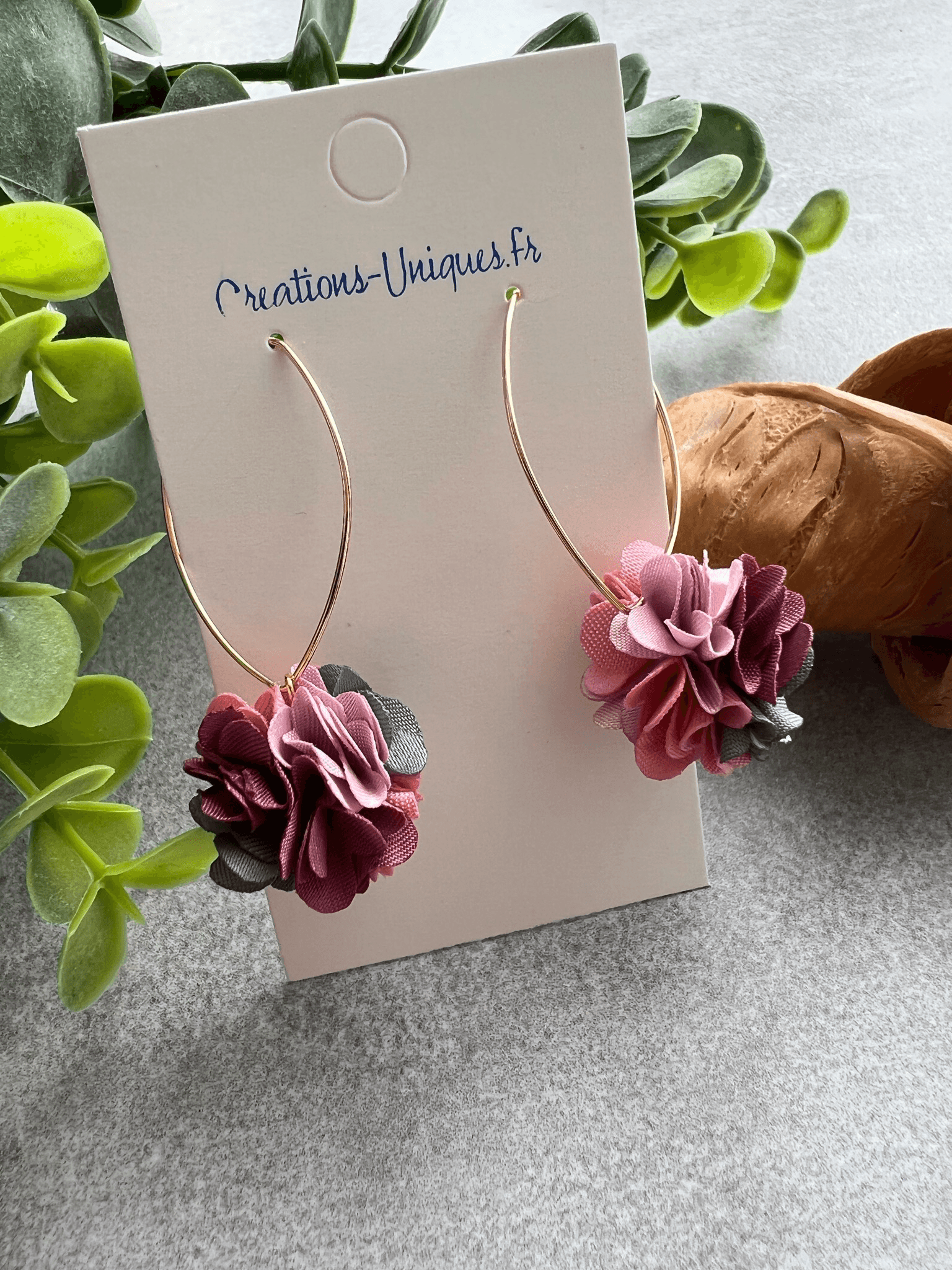 Boucles d’oreilles FLAVIE III pompon boule tissu rose - Créations Uniques - Créations Uniques