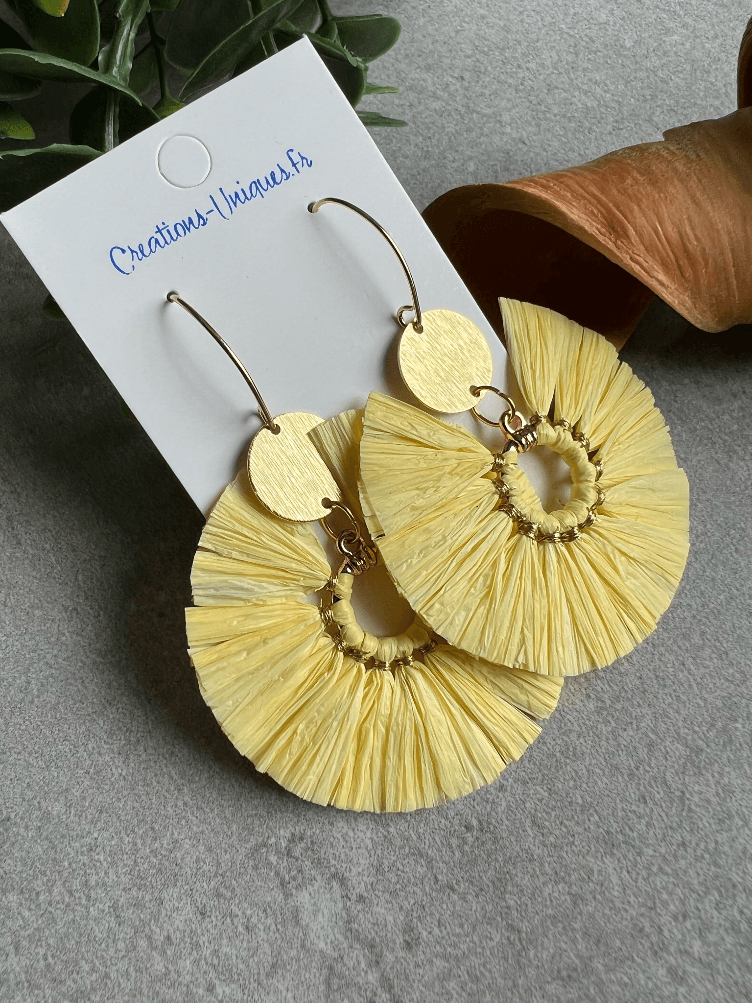 Boucles d’oreilles MOLLY raphia jaune pâle - Créations Uniques - Créations Uniques