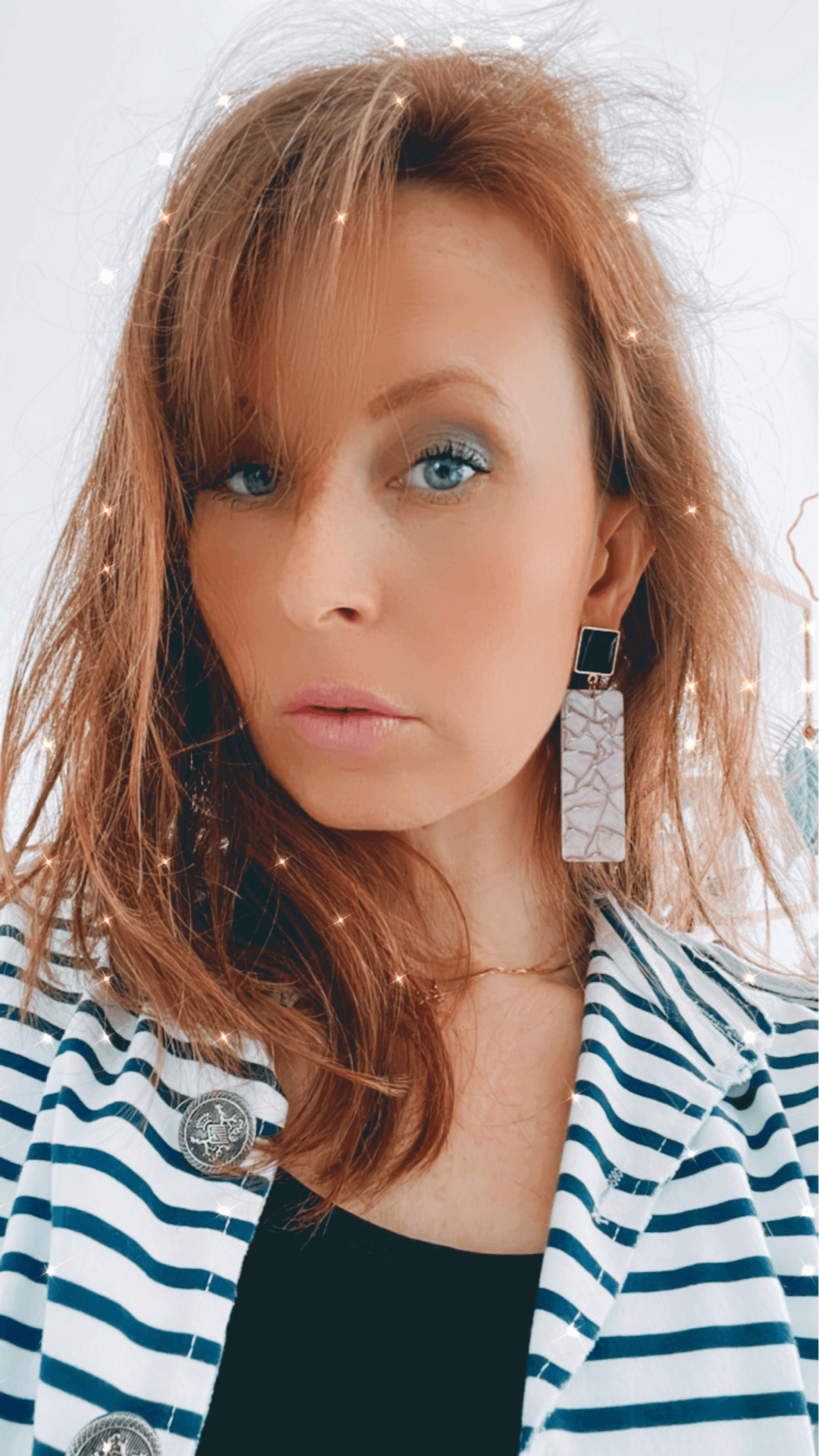 Boucles d’oreilles CATELYNE rectangles résine pailletée violet mauve - Créations Uniques