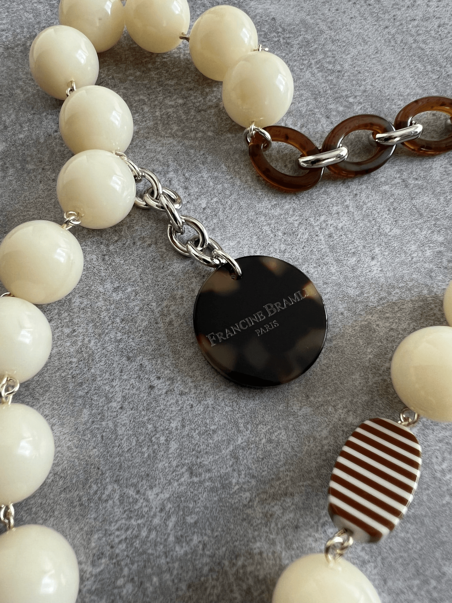 Collier Francine BRAMLI original et asymétrique - Pièce de créateur - Créations Uniques