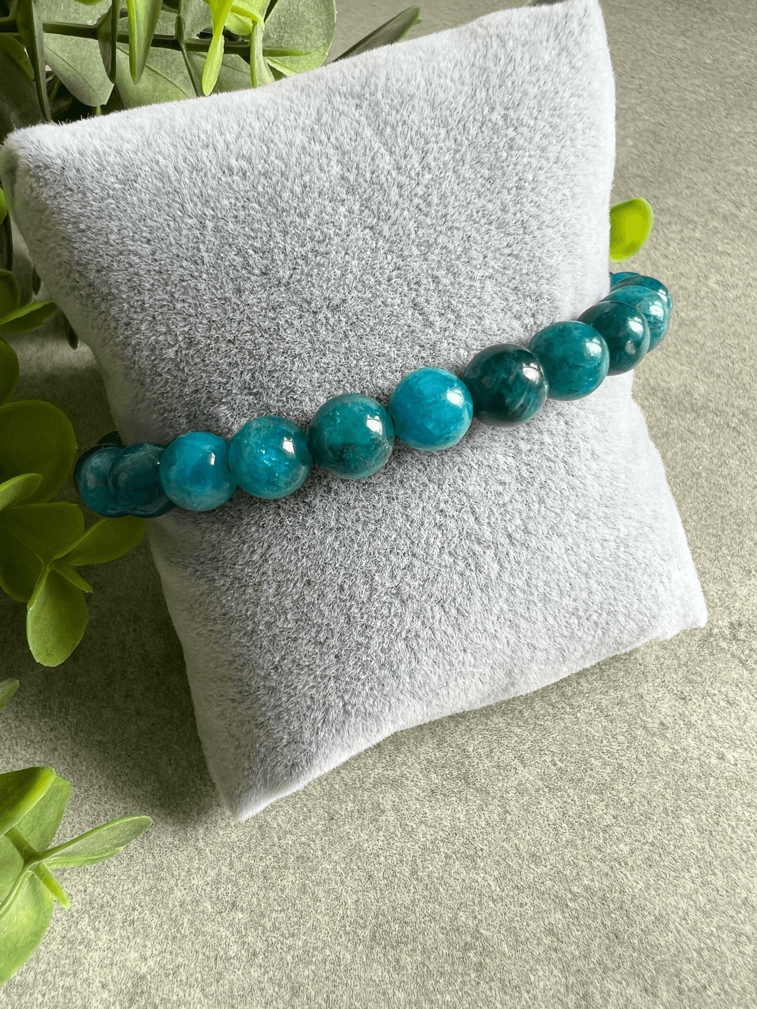 Bracelet MERIDA - Perles minérales Apatite bleu - Créations Uniques