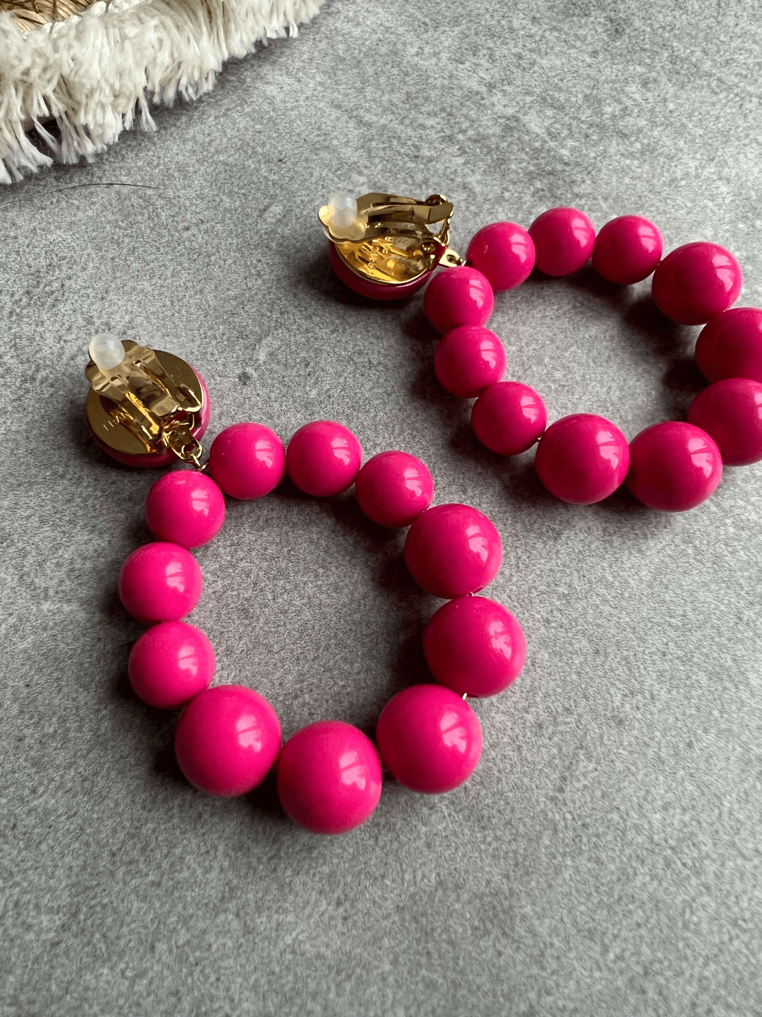 Clips FRANÇOISE perles rose fuchsia - création Francine Bramli - Créations Uniques