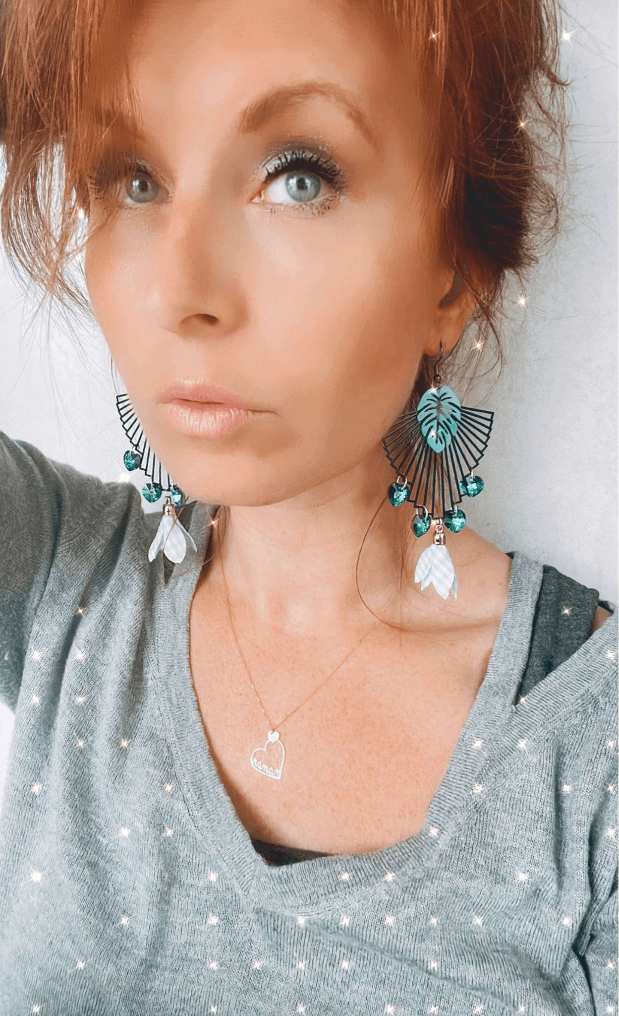 Boucles d’oreilles YVETTE cœurs Crystal bleu Bermudes et pompons Vichy - Créations Uniques - Créations Uniques