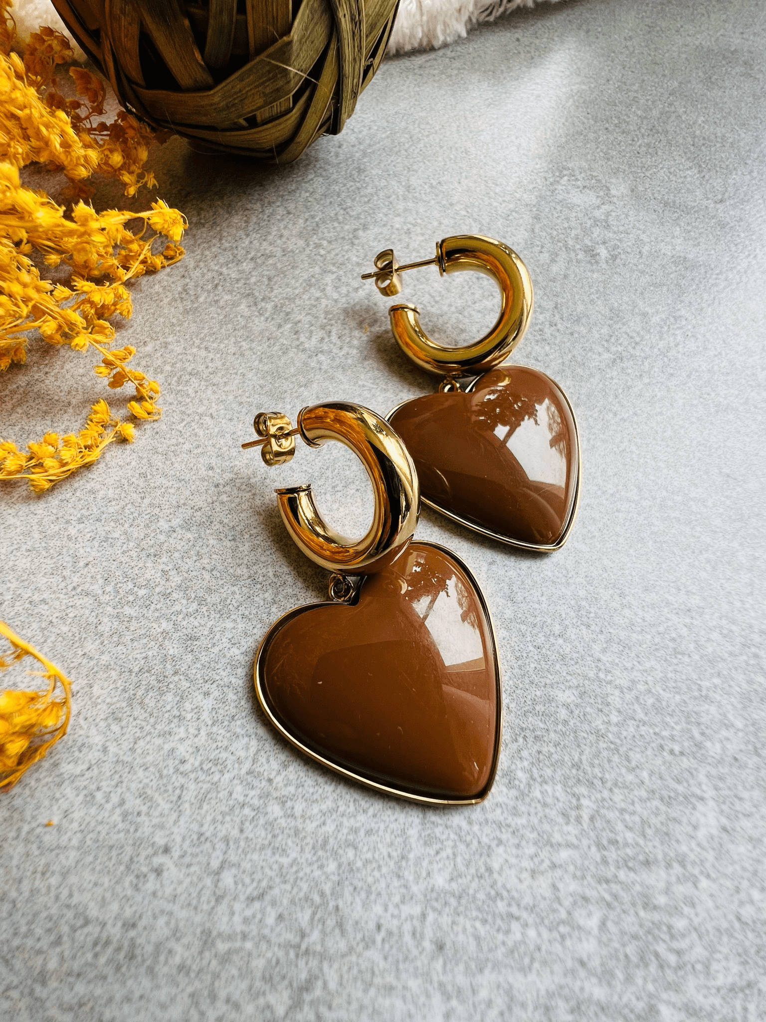 Boucles d’oreilles ADDISON Cœurs marrons - Créations Uniques