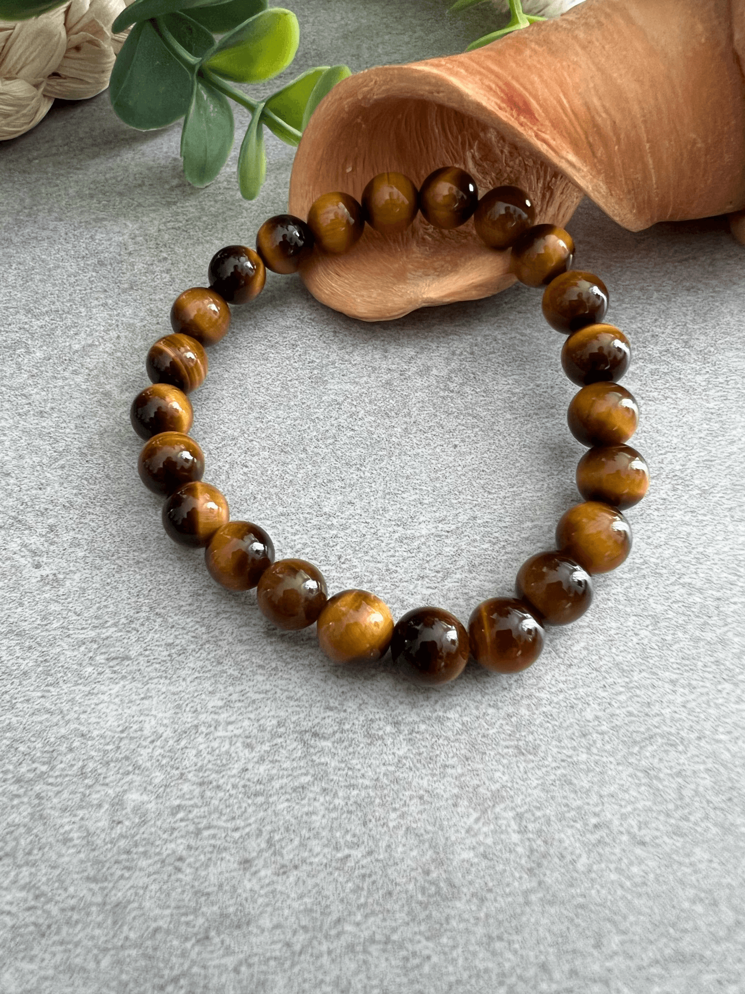 Bracelet TAORMINE - Perles minérales OEIL DE TIGRE. - Créations Uniques