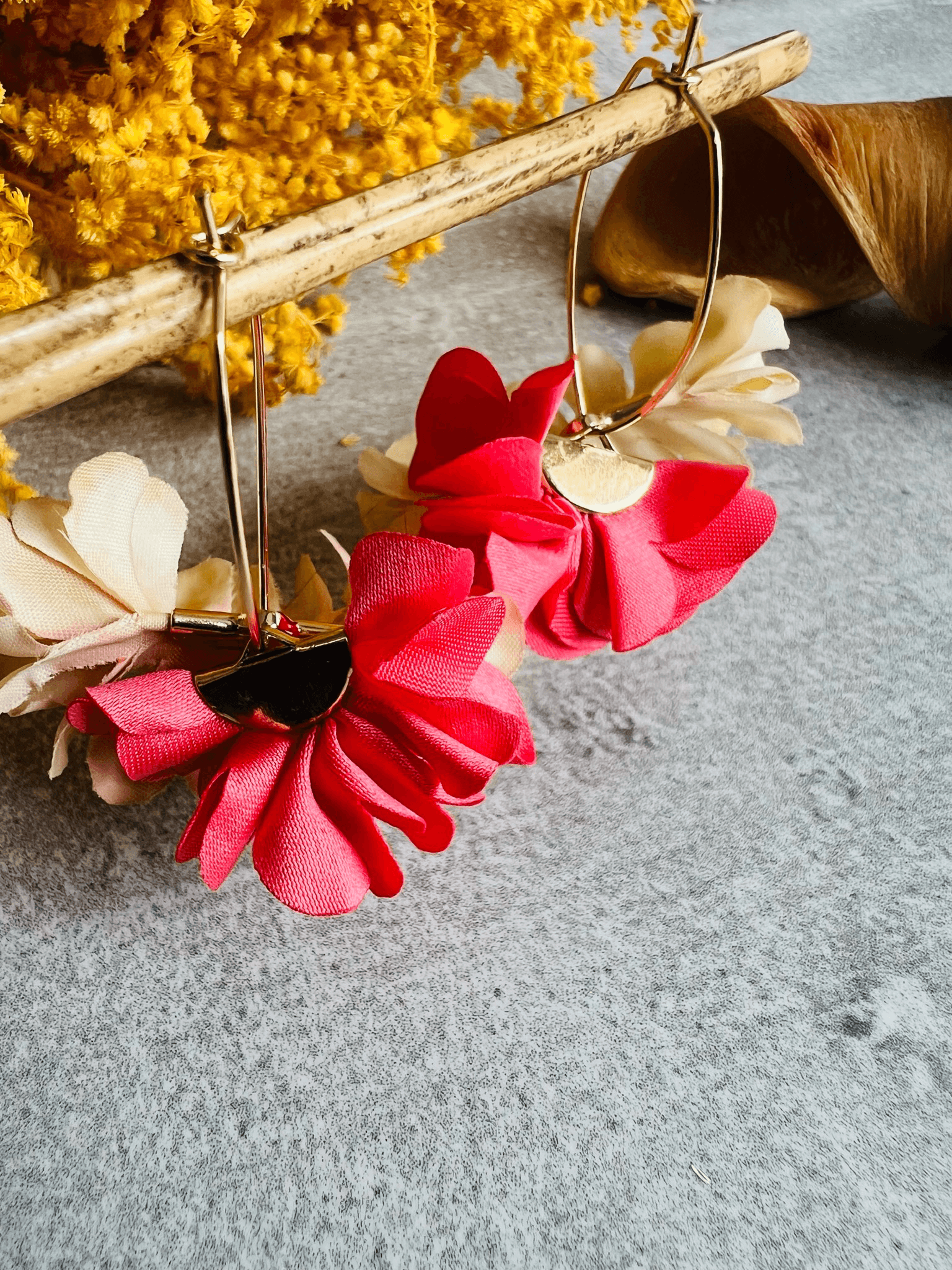 Boucles d’oreilles ELISABETH pampilles fleurs tissu - Créations Uniques - Créations Uniques