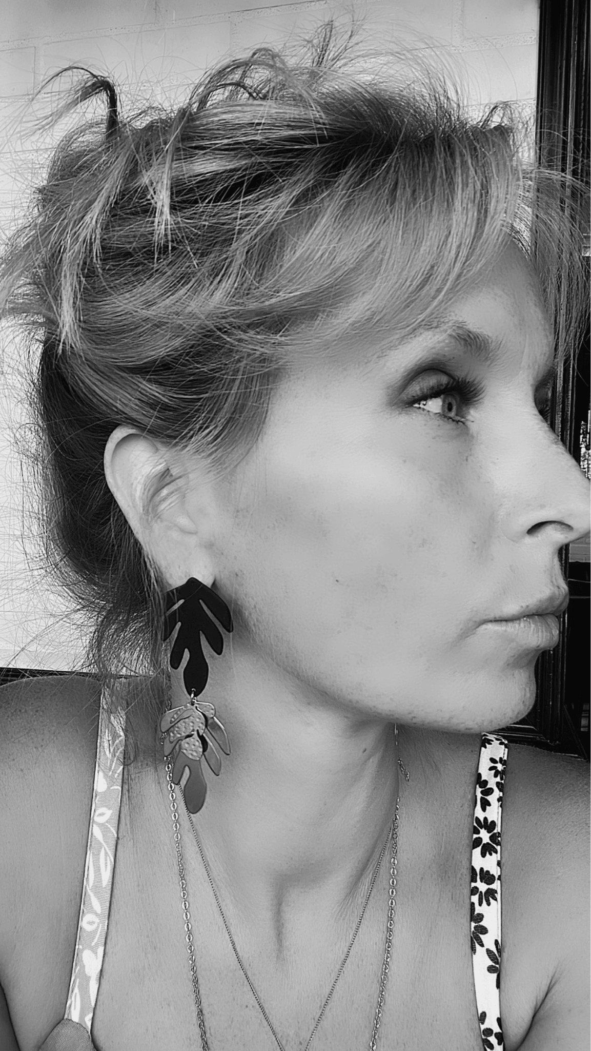 Boucles d’oreilles GLORIA feuilles noires et argent - Créations Uniques - Créations Uniques