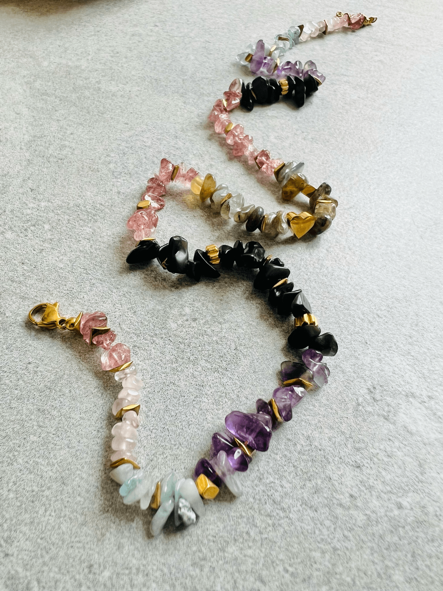 Collier MAEVA ras de cou magnifique, perles irrégulières - Créations Uniques