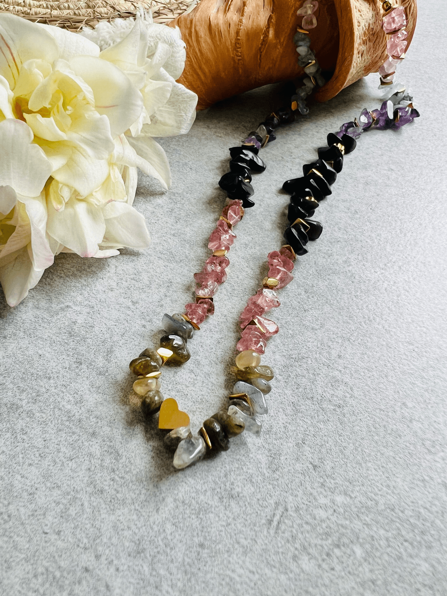 Collier MAEVA ras de cou magnifique, perles irrégulières - Créations Uniques