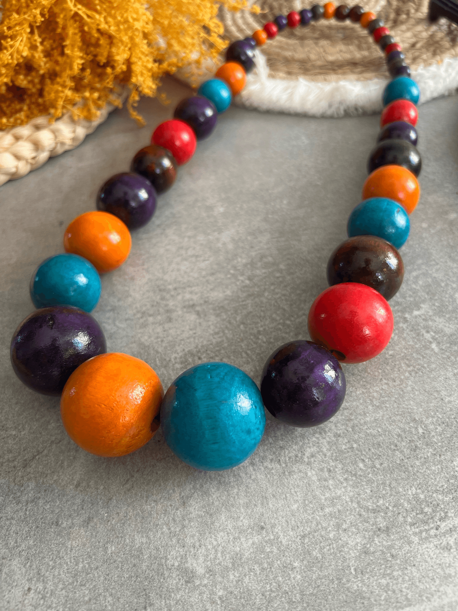 Collier de perles en bois multicolores SORAYA - coup de cœur - Créations Uniques