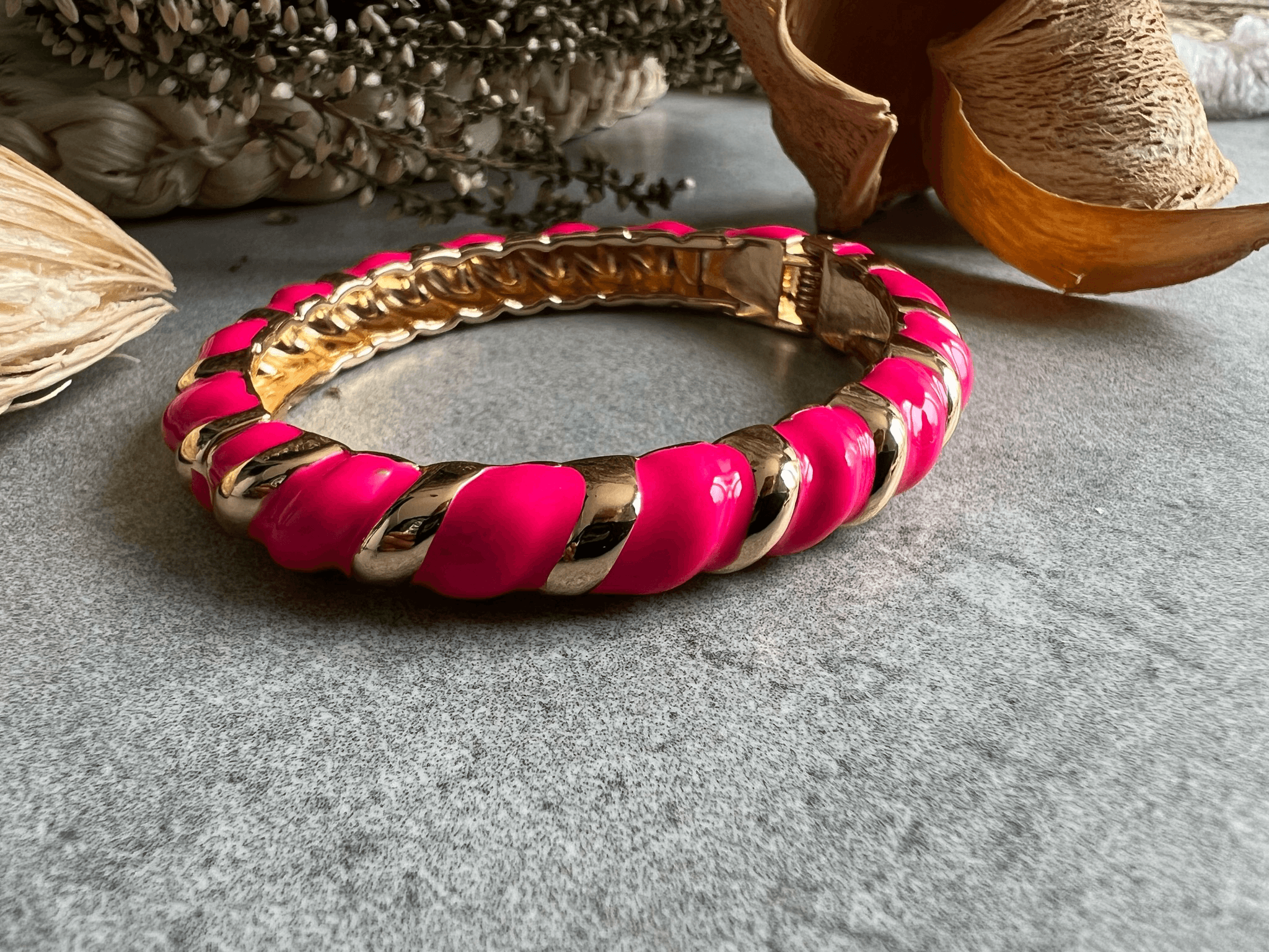 Bracelet ALEXANDRA rose flashy et doré - Créations Uniques