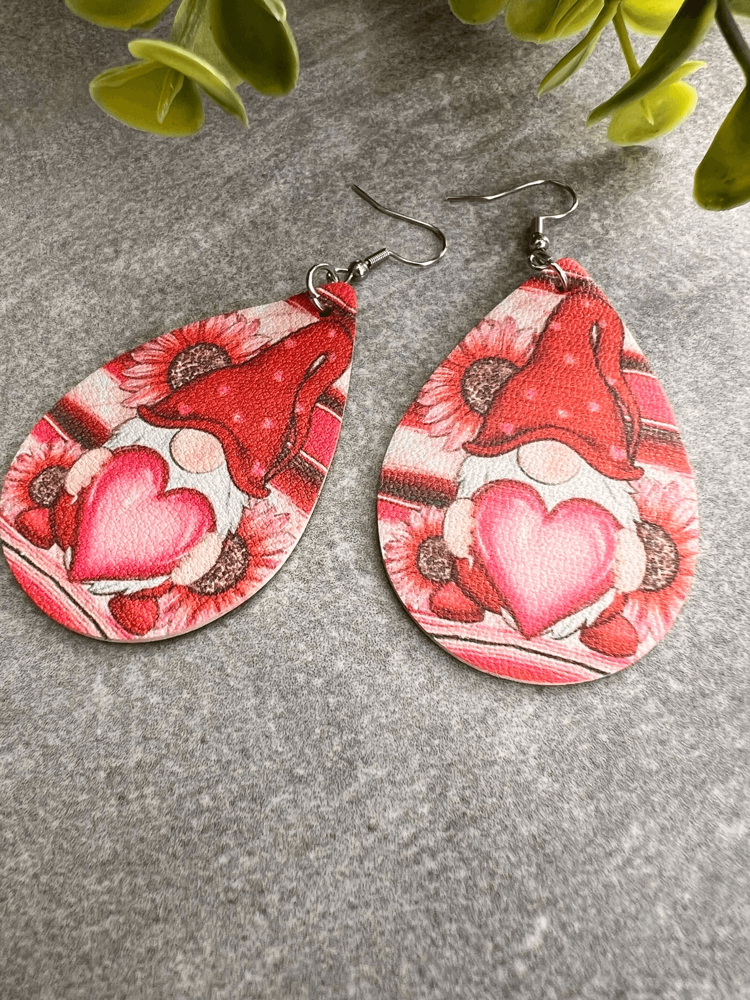 Boucles d’oreilles LUTINS gouttes motif gnomes rouges - Créations Uniques
