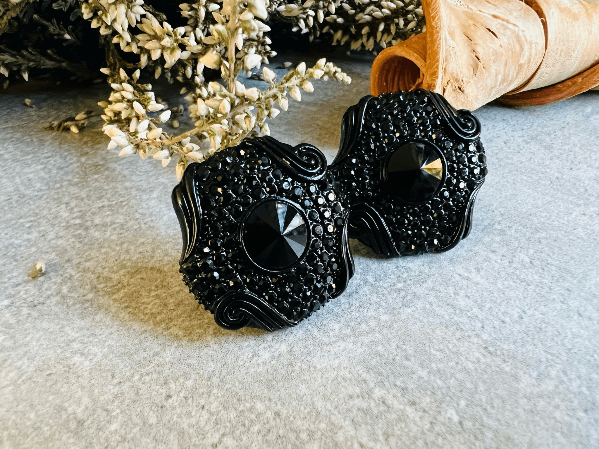 Clips MARY-LINE chic et élégantes, strass noirs - Créations Uniques