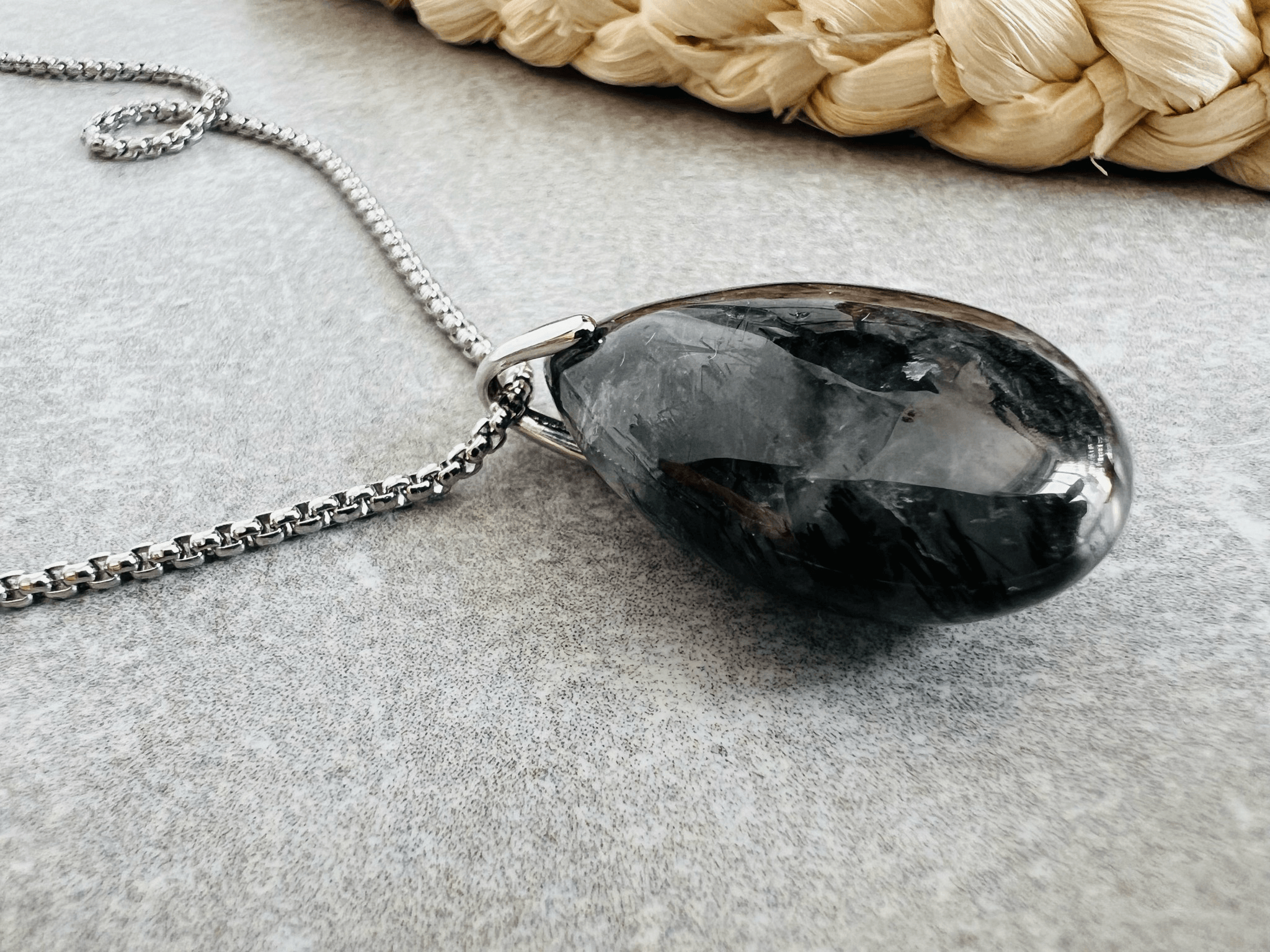 Collier pendentif QUARTZ TOURMALINE - Créations Uniques