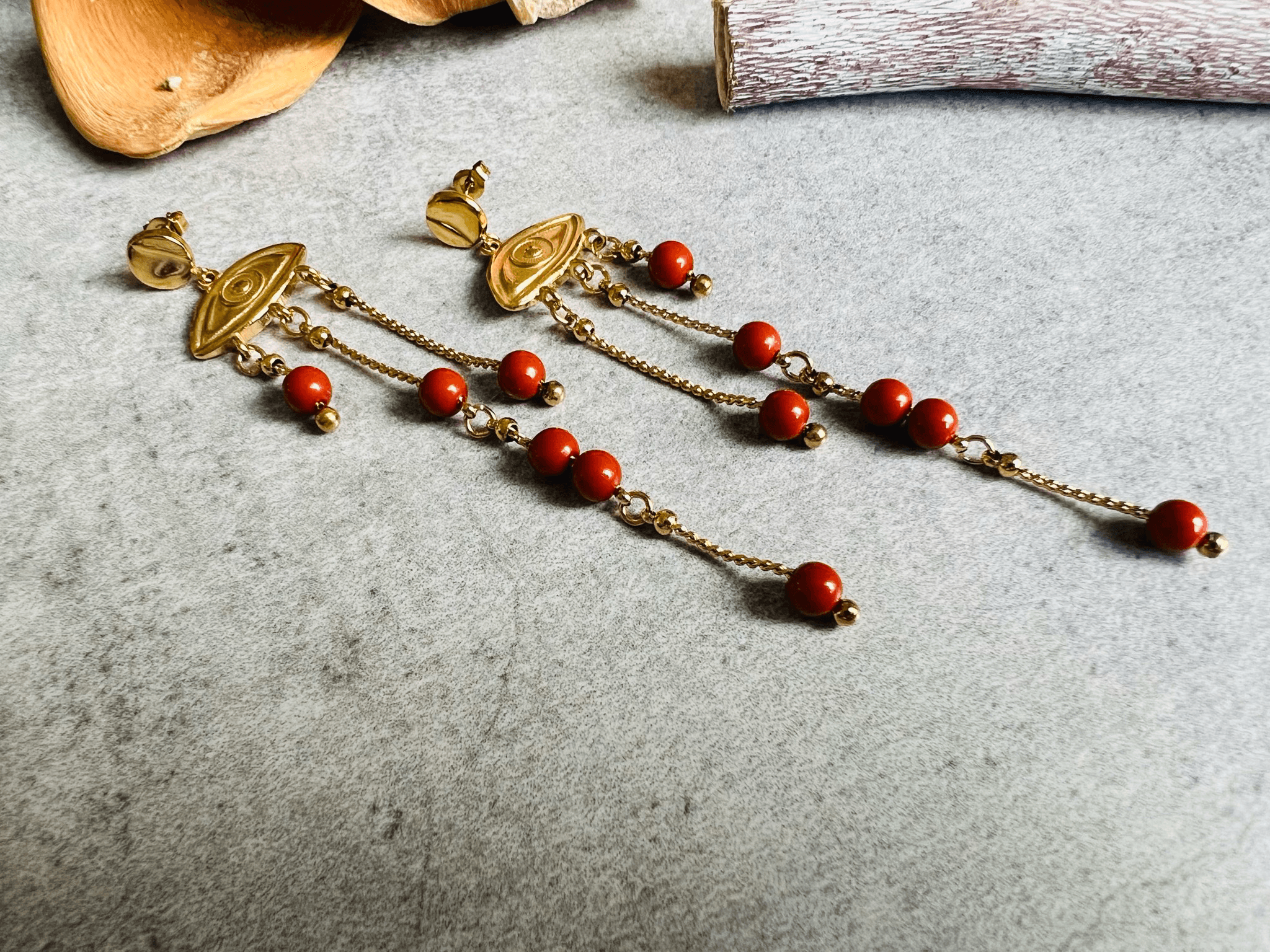 Boucles d’oreilles OSIRIS inspiration égyptienne perles rouille - Créations Uniques