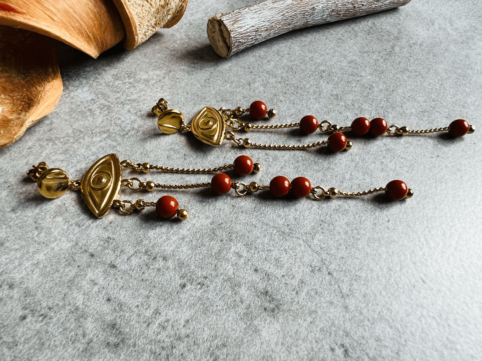 Boucles d’oreilles OSIRIS inspiration égyptienne perles rouille - Créations Uniques