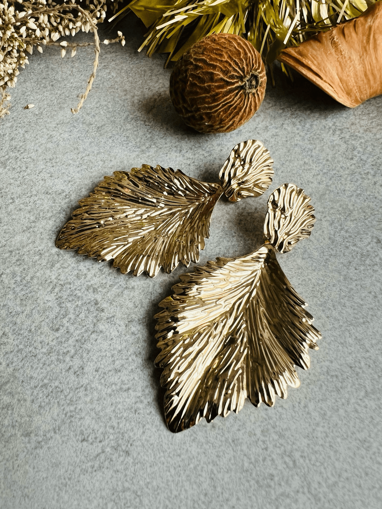 Boucles d’oreilles feuilles dorées MURIELLE - Créations Uniques